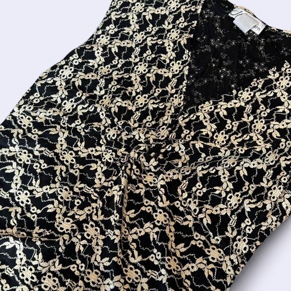 Vintage 90s Y2K style Romantic Gothic Brocade Lace Blouse - Black Gold | Size S - Picture 4 of 8